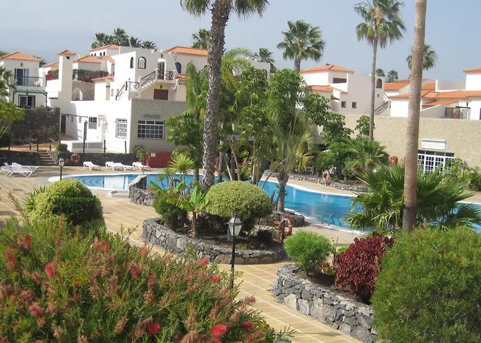 Apartment Adelfas 2 *