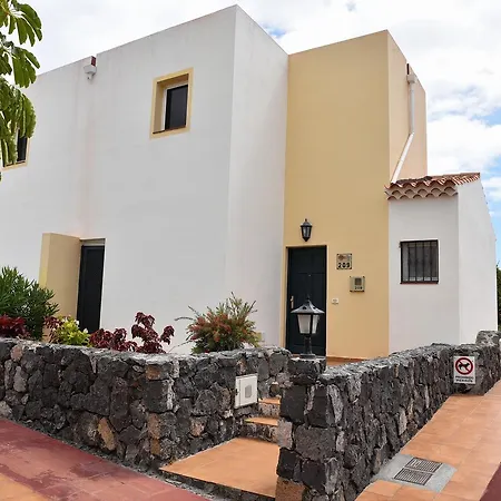 Adelfas 2 Apartman *