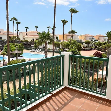 Apartment Adelfas 2